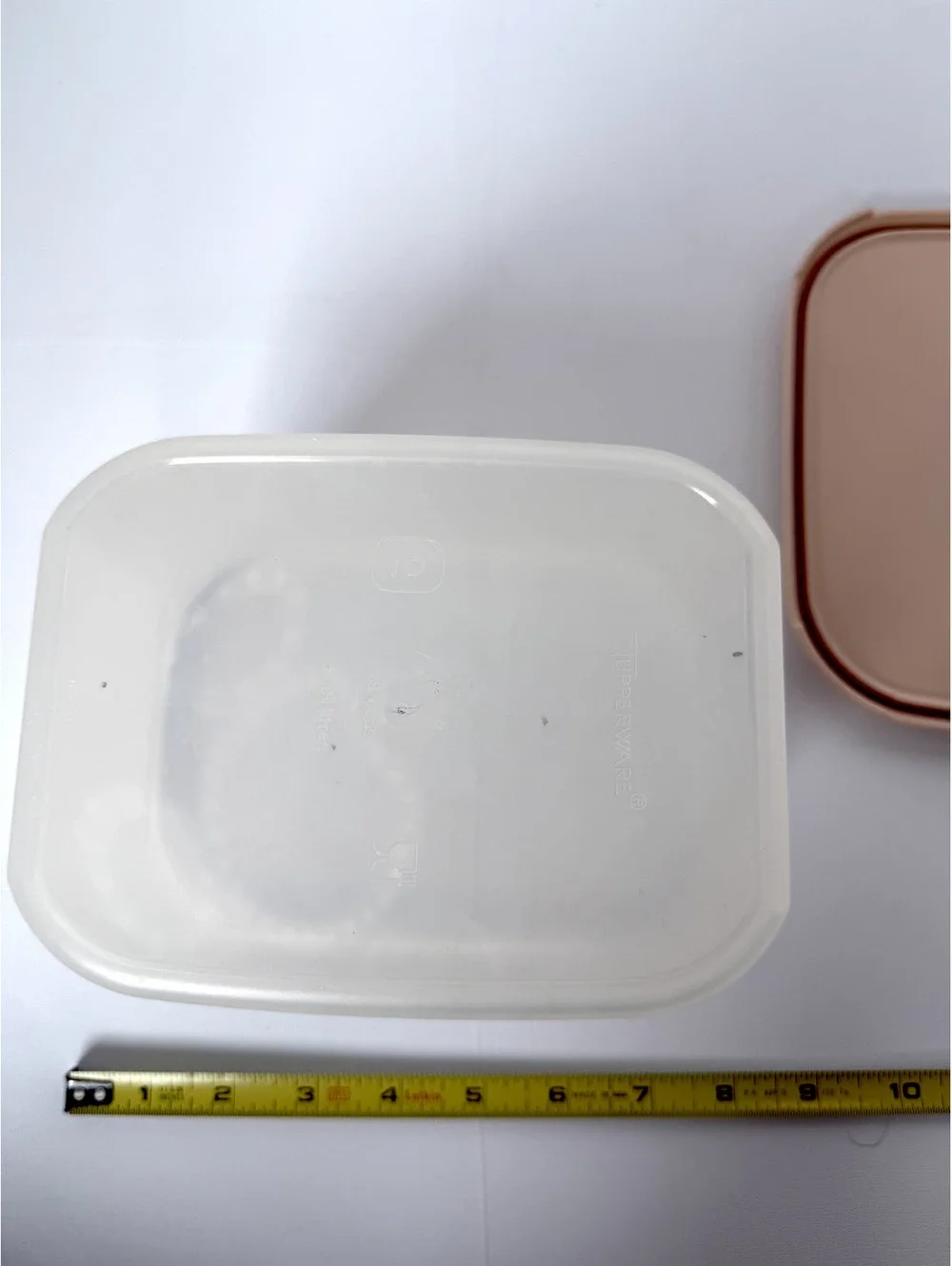 Tupperware Rectangular Food Storage Container with Lid - Beige and Cream